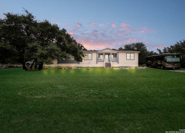 Property at 345 Derrick Dr, Spring Branch, TX 78070, 4 beds, 3 baths
