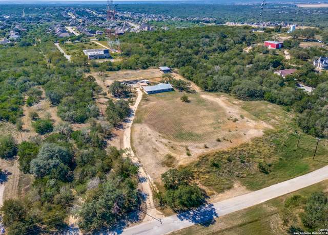 Property at 1025 County Road 375, San Antonio, TX 78253-6839, 4 beds, 2 baths