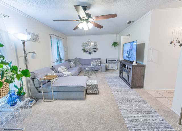 Property at 5003 Rustic Rdg, San Antonio, TX 78228, 3 beds, 2 baths