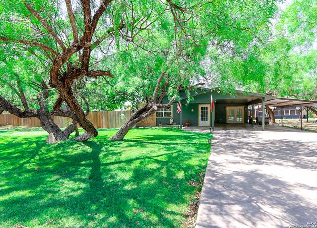 Property at 294 Airport, Brackettville, TX 78832, 2 beds, 2 baths