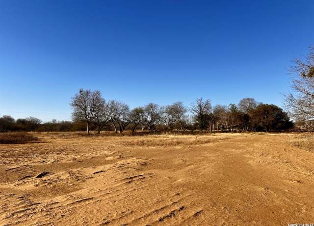 Property at 9859 Griffin Ave, Atascosa, TX 78002
