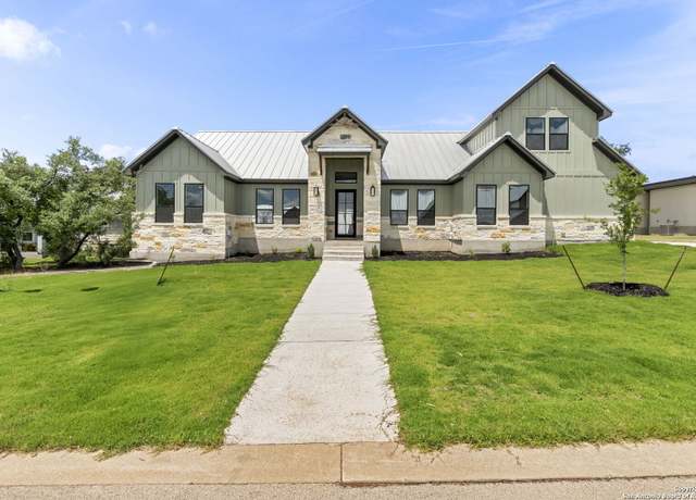 Property at 32 Peace Pipe, Wimberley, TX 78676, 3 beds, 3.5 baths