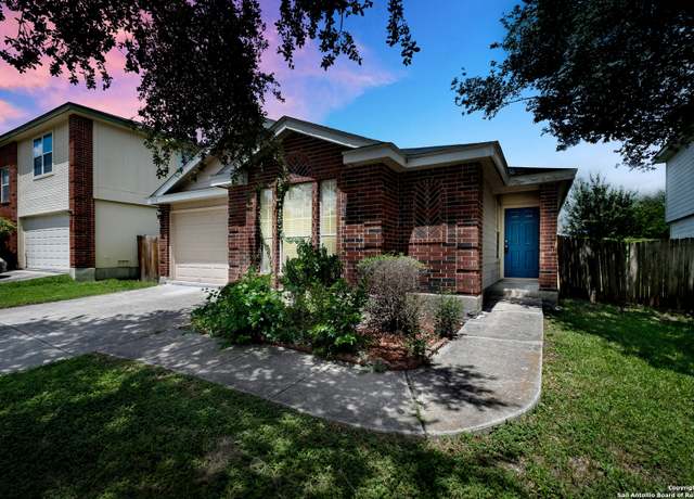 Property at 5016 Crestwood Hl, San Antonio, TX 78244, 3 beds, 2 baths