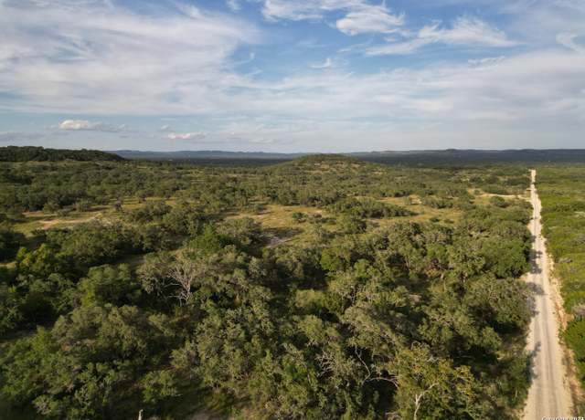 Property at 463 Bruin Creek Rd, Bandera, TX 78003