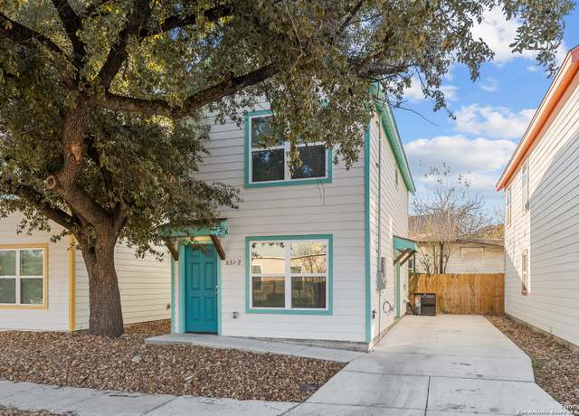 Property at 631 E Carolina St #2, San Antonio, TX 78210-1814, 2 beds, 1.5 baths