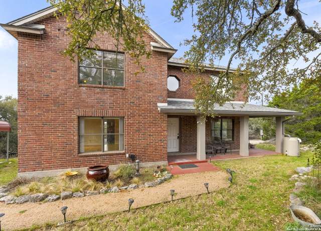 Property at 178 Timber Hl, Pipe Creek, TX 78063, 3 beds, 2.5 baths