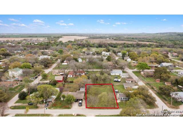 Property at 00 Florence St, Castroville, TX 78009