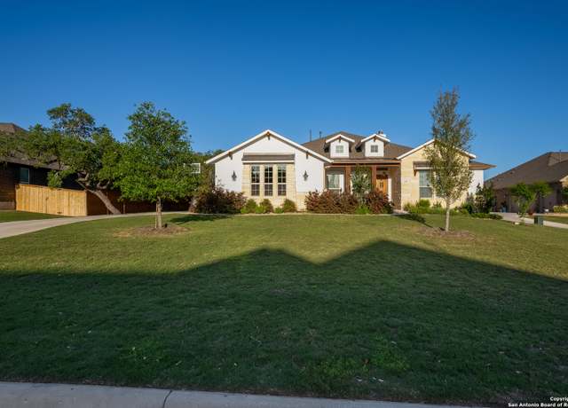 Property at 259 Lawrence Dr, Castroville, TX 78009, 4 beds, 3.5 baths