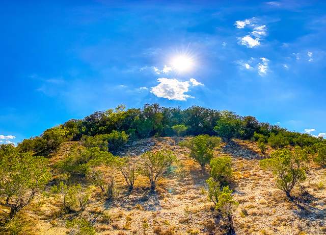 Property at 108 Heights Trl, Kerrville, TX 78028