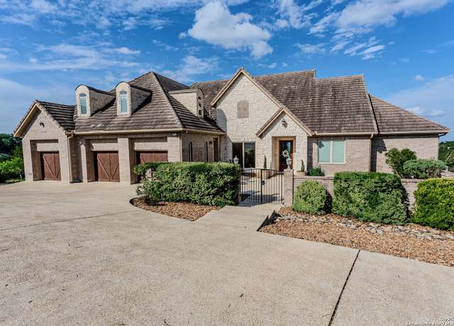 Property at 108 Morningview, Boerne, TX 78006, 4 beds, 4.5 baths