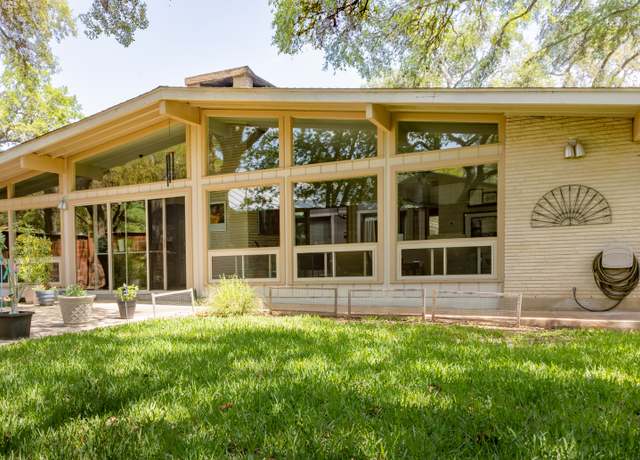 Property at 2818 Old Moss, San Antonio, TX 78217, 3 beds, 2 baths