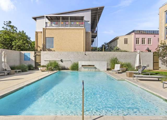 Property at 1115 S Alamo St #2211, San Antonio, TX 78210, 1 bed, 1.5 baths