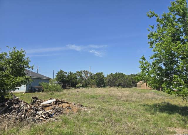 Property at 720 Cimarron, Spring Branch, TX 78070