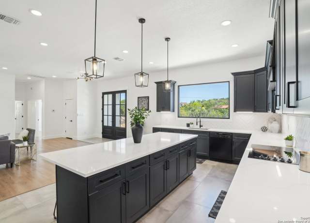 Property at 174 Magnolia Mdw, Canyon Lake, TX 78133, 3 beds, 2.5 baths