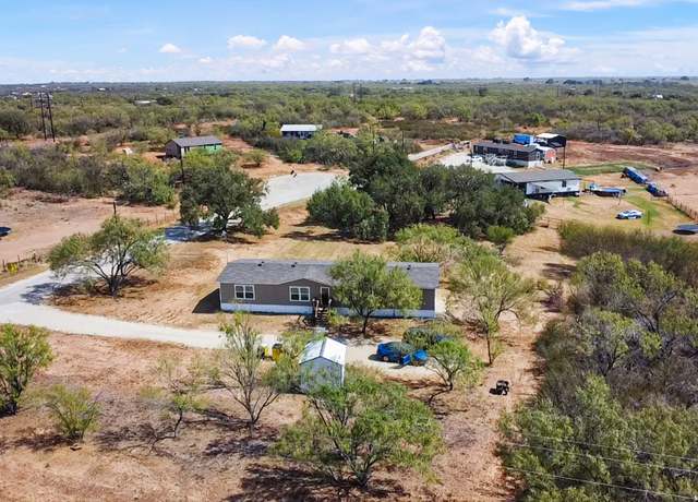 Property at 108 Cr 2638, Devine, TX 78016, 4 beds, 2 baths