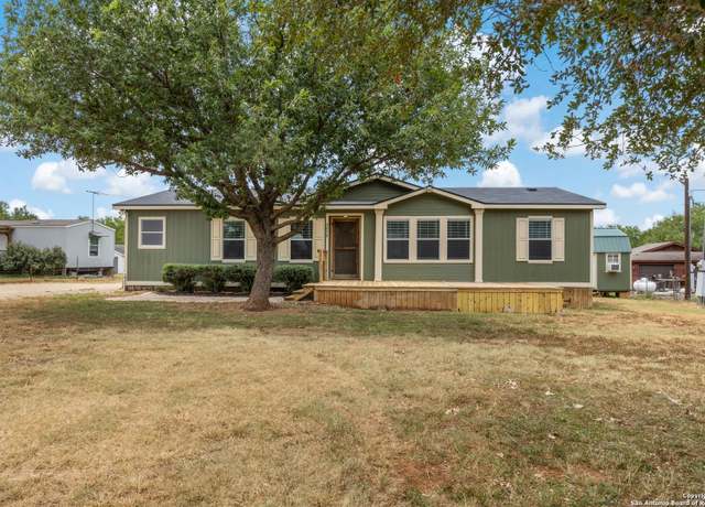 Property at 3079 Rakowitz, Adkins, TX 78101, 3 beds, 2 baths