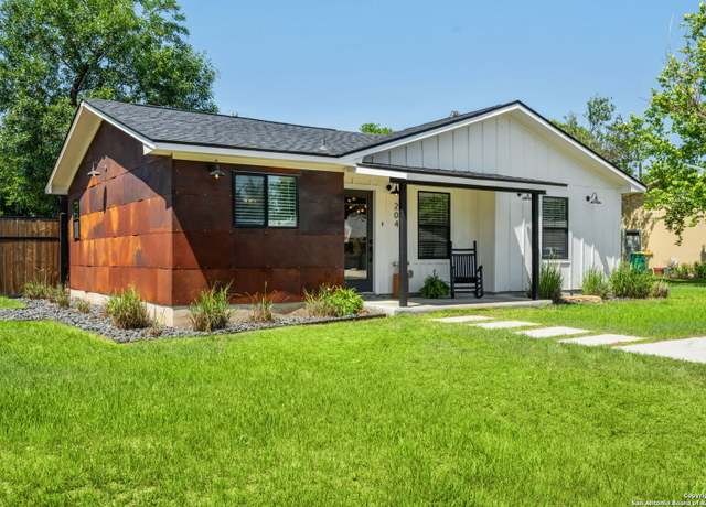 Property at 204 Shadywood, Boerne, TX 78006, 3 beds, 1.5 baths