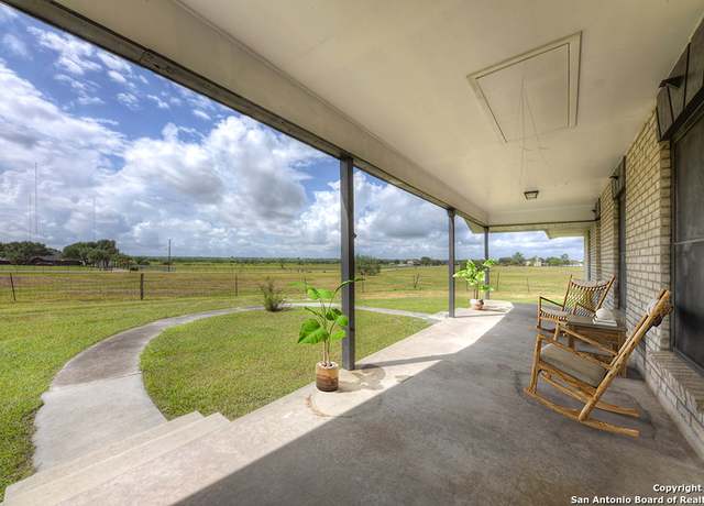 Property at 200 Brisco, Marion, TX 78124, 4 beds, 2.5 baths