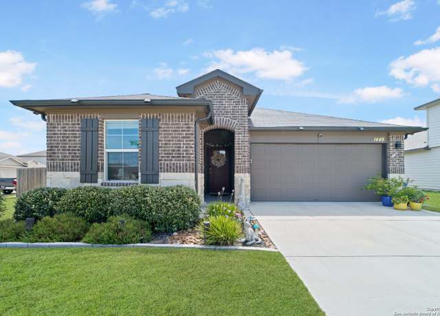 Property at 1449 Almond Crk, Seguin, TX 78155, 3 beds, 2 baths
