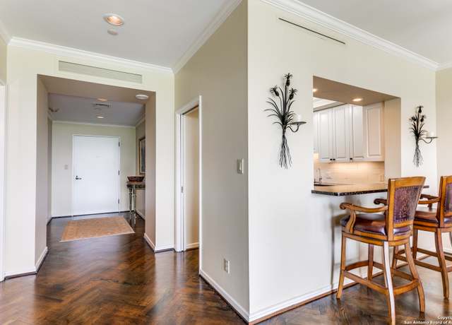 Property at 200 Patterson #312, San Antonio, TX 78209, 2 beds, 2 baths