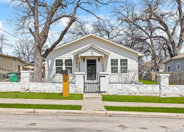 Property at 207 Alvarez Pl, San Antonio, TX 78204-2116, 3 beds, 3 baths
