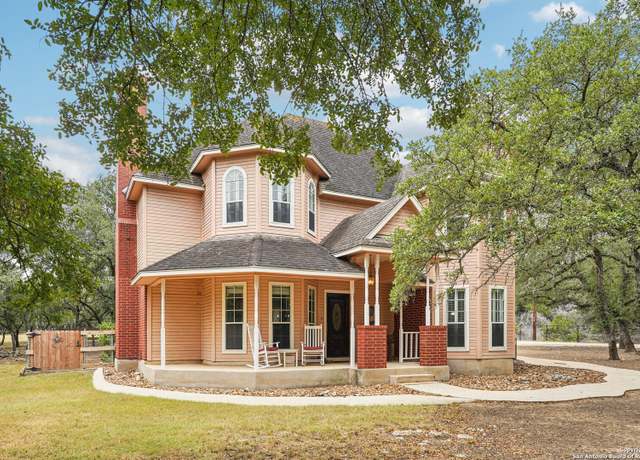 Property at 2785 Firethorn Path, Spring Branch, TX 78070, 3 beds, 2.5 baths