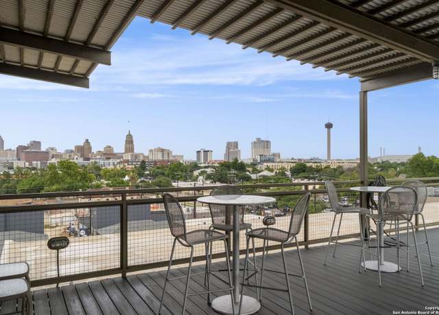 Property at 831 S Flores #1104, San Antonio, TX 78204-1423, 2 beds, 3 baths