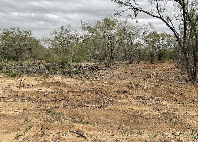 Property at 137 Sylas Hayes Loop, Leming, TX 78064