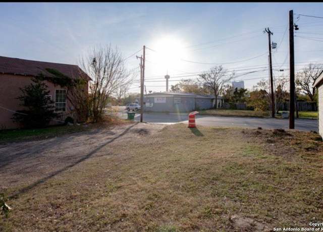 Property at 522 N Hackberry St, San Antonio, TX 78202
