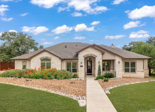 Property at 157 Paradise Hls, New Braunfels, TX 78132, 4 beds, 3 baths