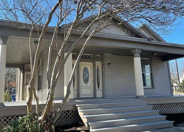 Property at 411 Blanco Rd, San Antonio, TX 78212, 2 beds, 1 bath