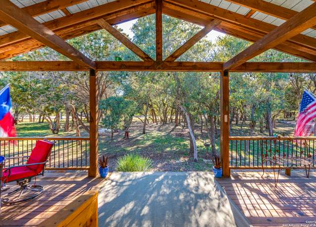 Property at 954 Lakeside, Lakehills, TX 78063, 3 beds, 2 baths