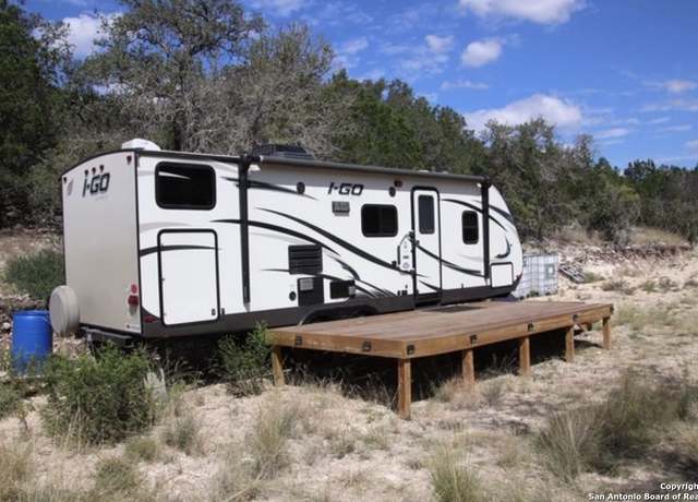 Property at 0000 Rocksprings, Rocksprings, TX 78880, 1 bed, 1 bath