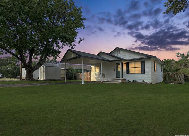 Property at 1412 Laurie, Canyon Lake, TX 78133, 3 beds, 2 baths