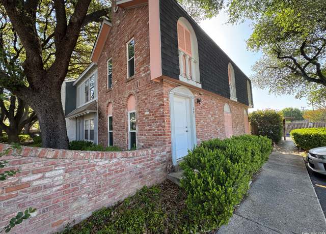 Property at 2811 Woodbury #201, San Antonio, TX 78217, 2 beds, 1.5 baths