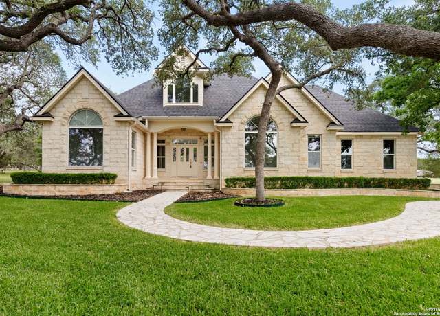 Property at 813 Meridian, New Braunfels, TX 78132, 4 beds, 3.5 baths