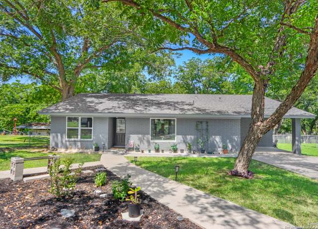 Property at 326 Riverview, Mcqueeney, TX 78123-3612, 3 beds, 2 baths