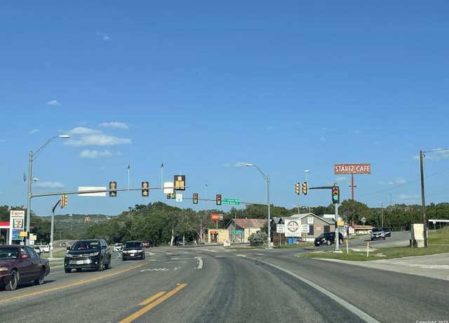 Property at 113 Creekview, Canyon Lake, TX 78133, 3 beds, 2 baths