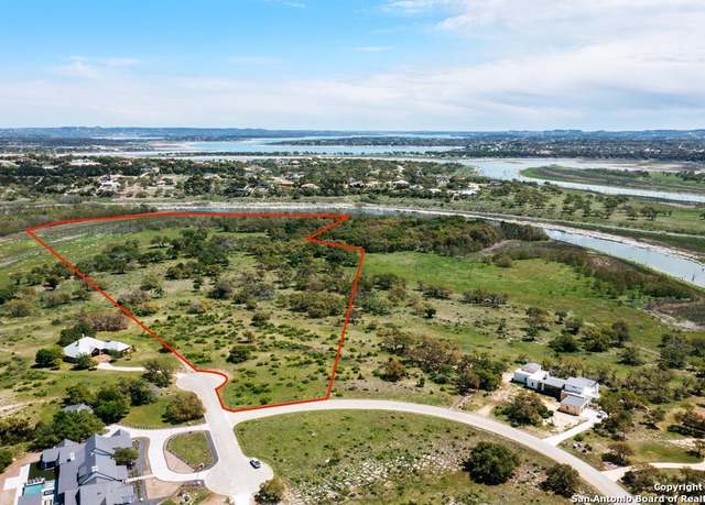 Property at 1124 Aguayo Dr, Canyon Lake, TX 78133