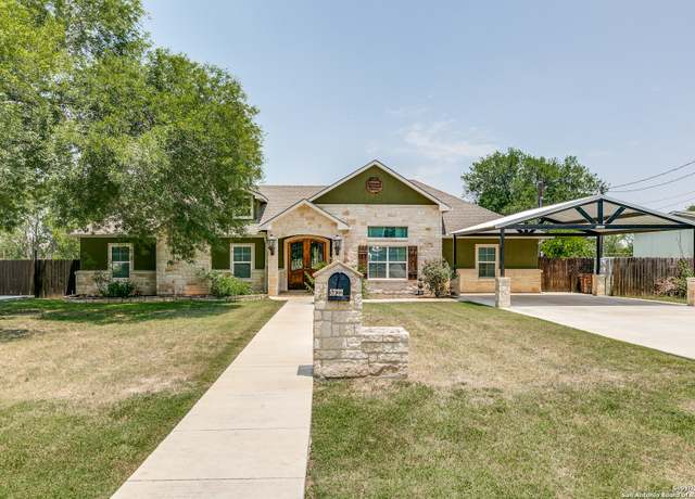 Property at 5722 Pioneer Rdg, San Antonio, TX 78245, 5 beds, 3 baths