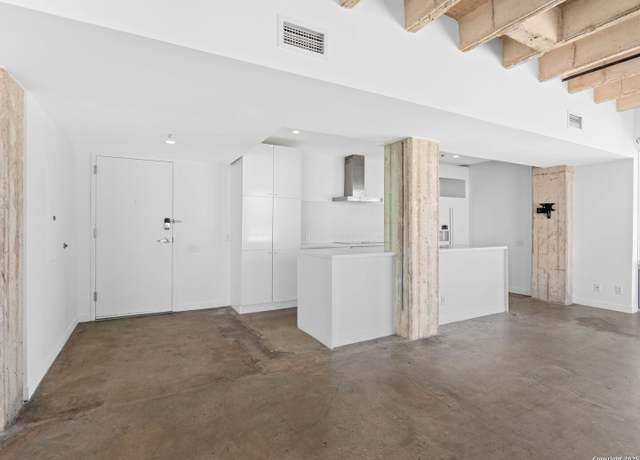 Property at 1115 S Alamo St #2415, San Antonio, TX 78210-1734, 1 bed, 1 bath