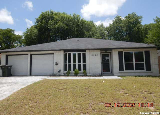 Property at 3422 Morning Dr, Schertz, TX 78108, 3 beds, 2 baths