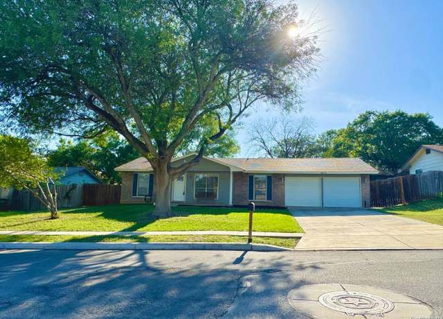 Property at 1303 Billings Dr, San Antonio, TX 78245, 3 beds, 2 baths