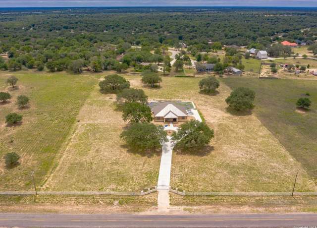 Property at 3172 N IH 35, Natalia, TX 78059, 3 beds, 3.5 baths