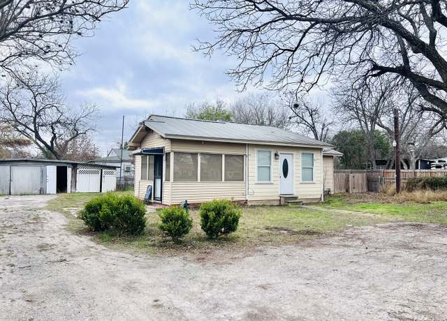 Property at 222 Lorita Dr, San Antonio, TX 78214, 2 beds, 2 baths