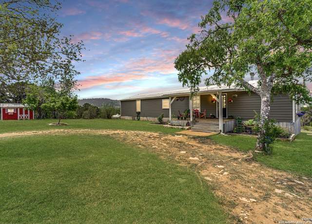 Property at 142 Ten West, Comfort, TX 78013, 4 beds, 3 baths