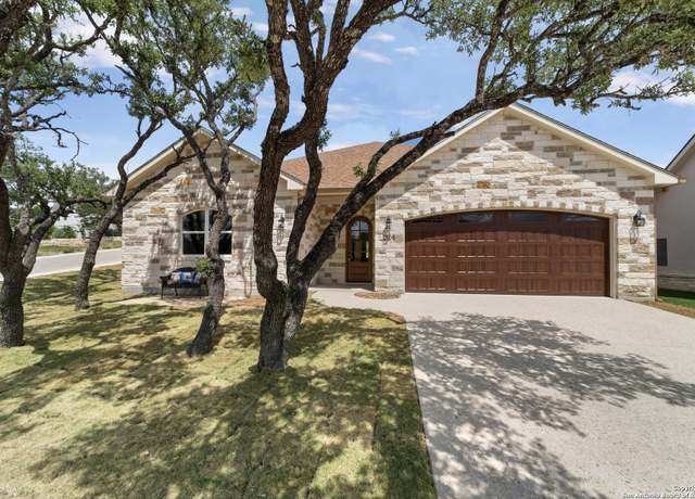 Property at 2108 Athens Ave, Kerrville, TX 78028, 3 beds, 2 baths