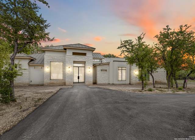 Property at 1281 Adyson Rdg, Bulverde, TX 78163, 4 beds, 5 baths