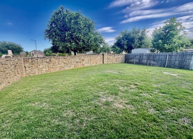 Property at 14402 Palomino Pl, San Antonio, TX 78254, 4 beds, 3.5 baths