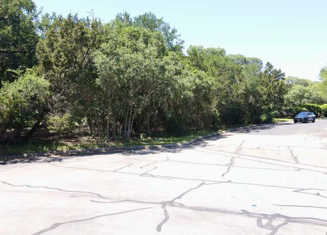 Property at 109 Tuscarora Trl, Shavano Park, TX 78231